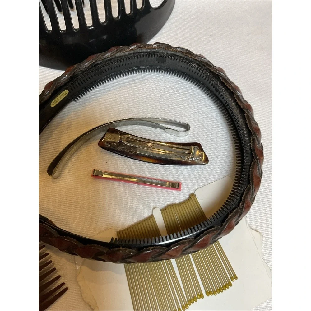 Vintage Hair Accessory Lot Of 24 Banana Clip Barrette Combs Pins Band Cincher
